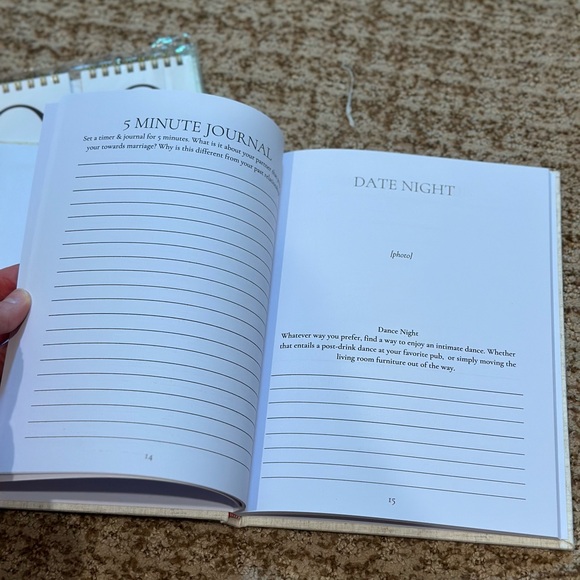 For New bride - engagement journal and countdown calendar booklet NEW - Picture 2 of 6